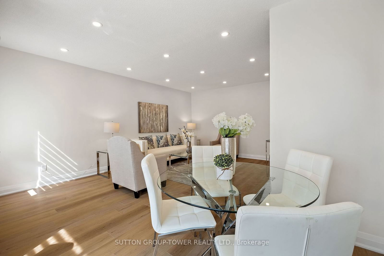 1010 Glen St, unit 140 for sale - image #16