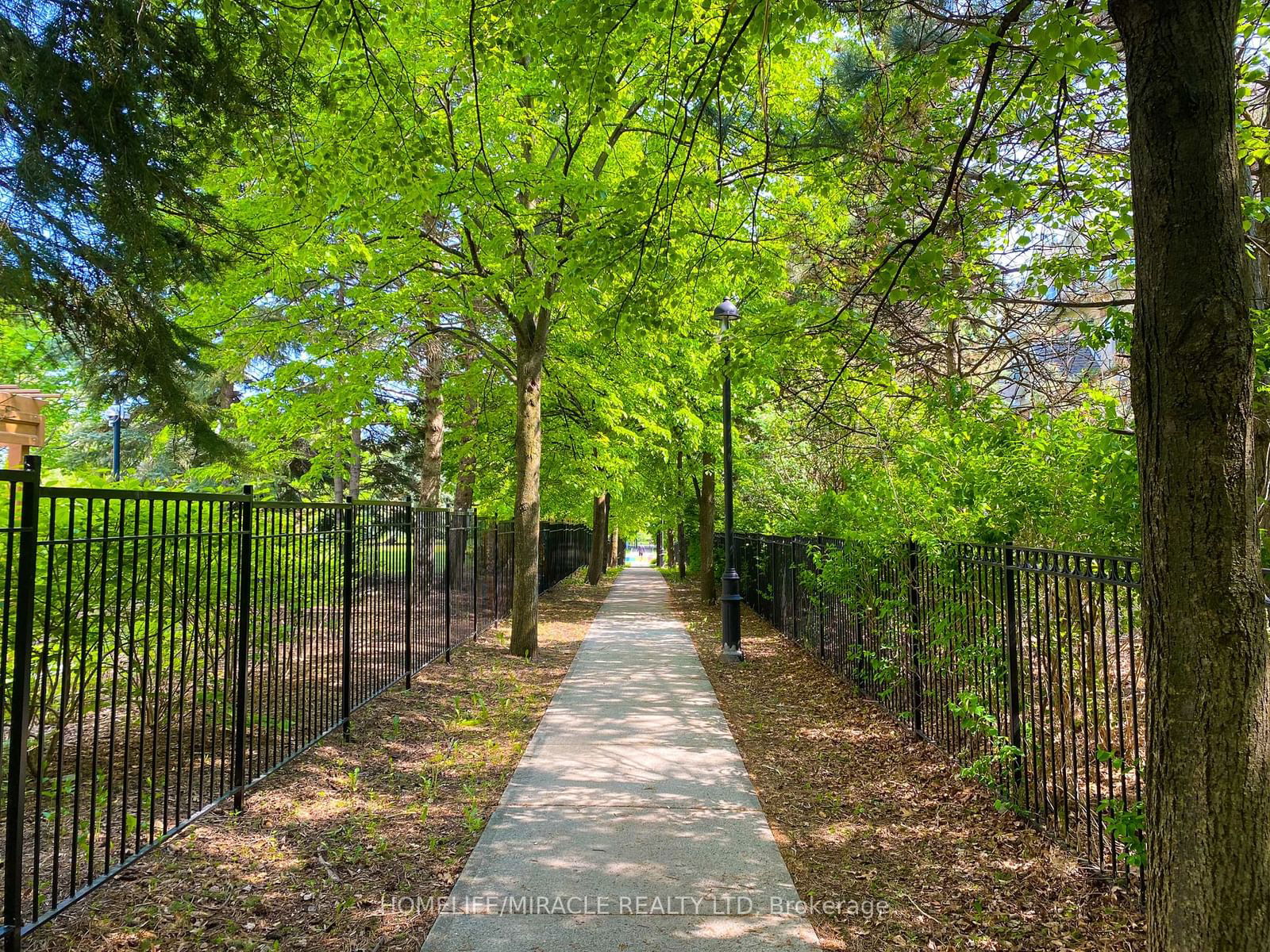 The Casitas Townhomes, Pickering, Toronto