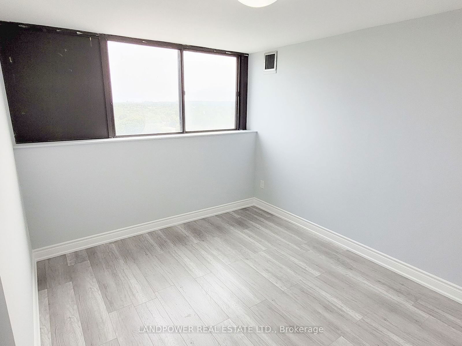 10 Tapscott Rd, unit 1011 for sale - image #27