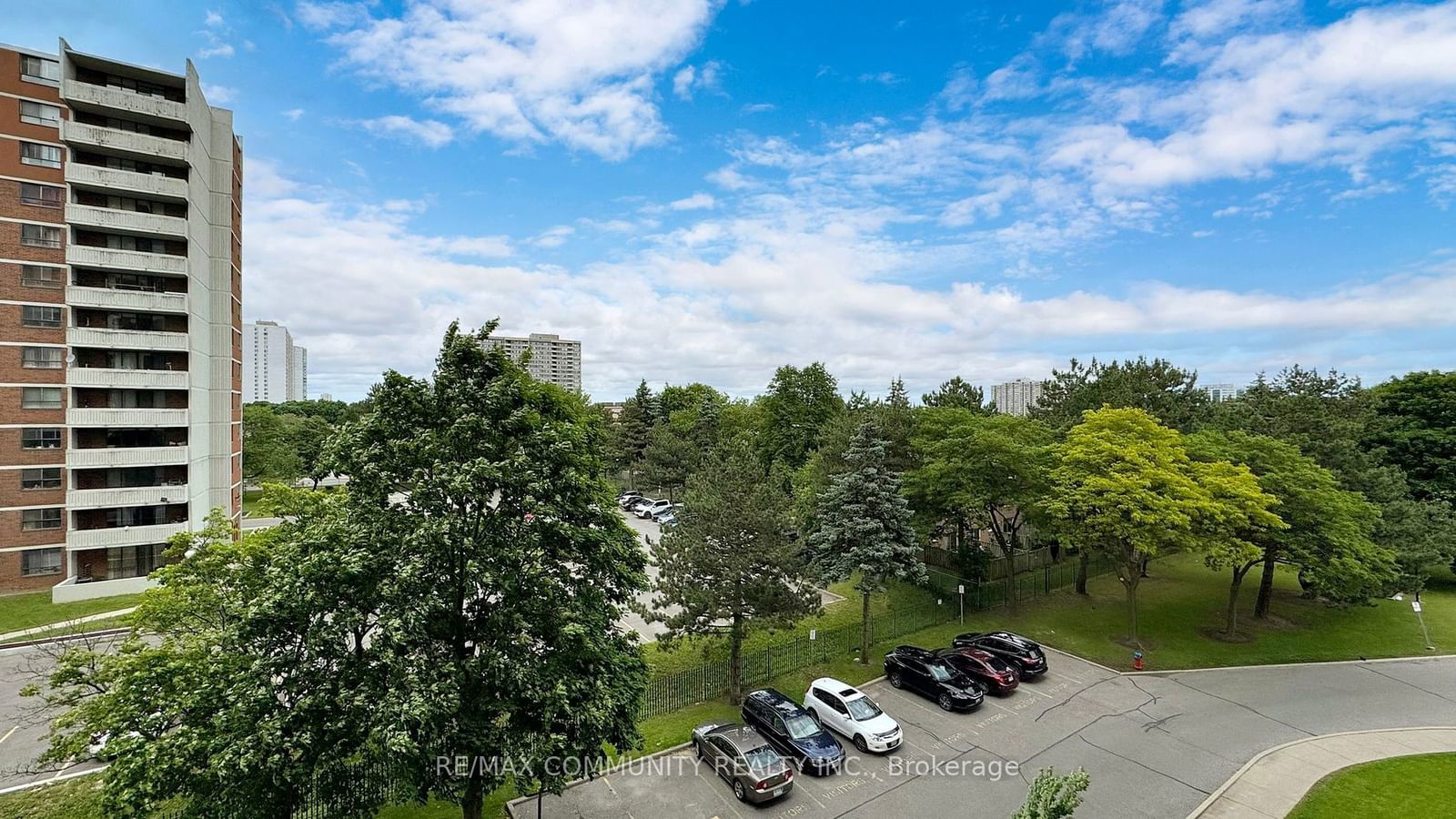 Oaktree Estates Condos, Scarborough, Toronto