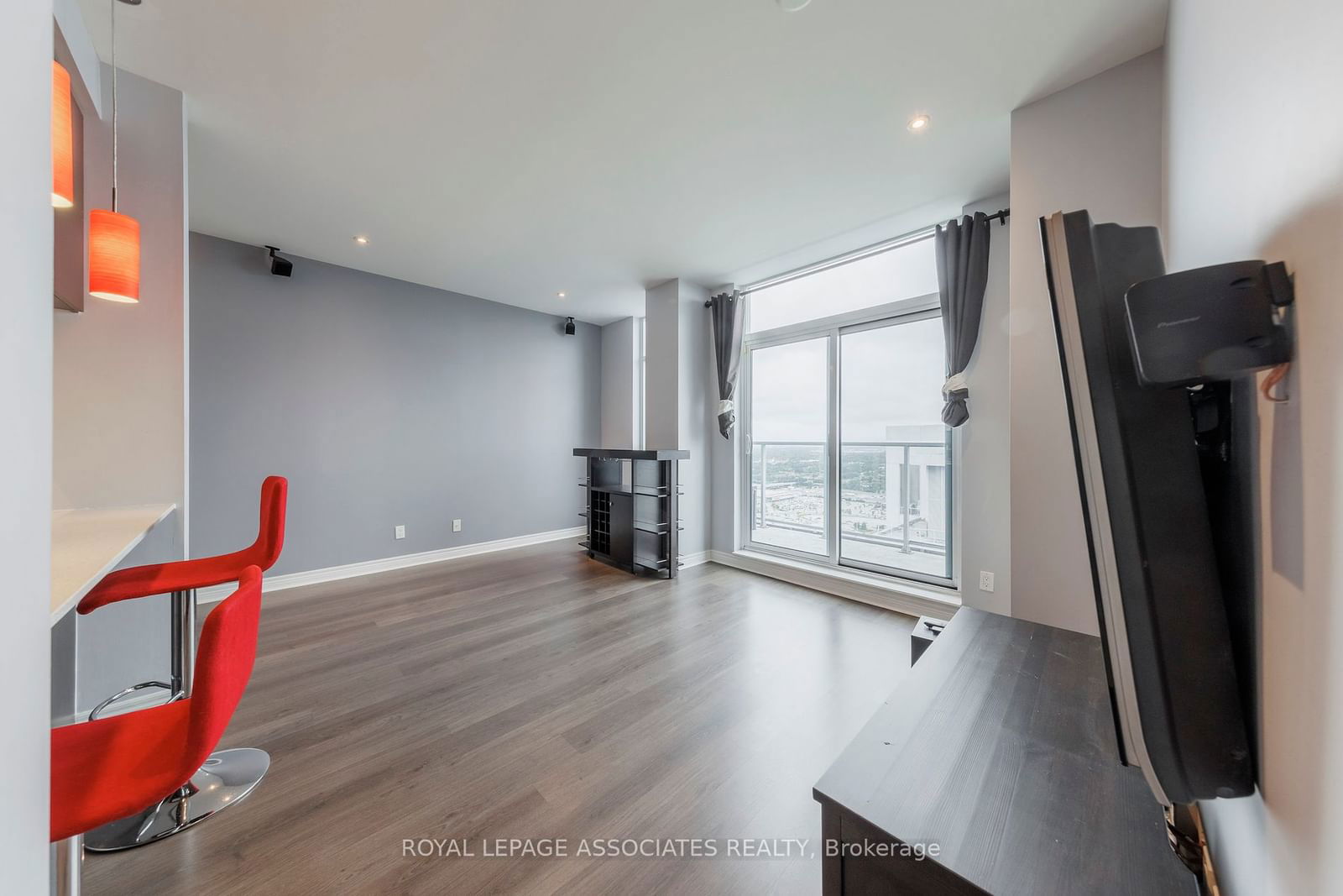 50 Town Centre Crt, unit PH04 for rent - image #11