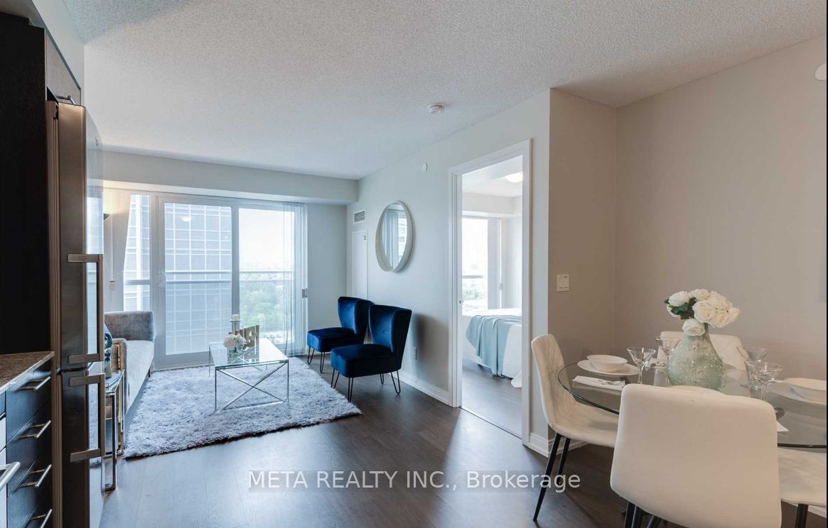 255 Village Green Sq, unit 1604 for rent - image #5