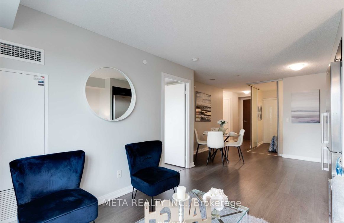 255 Village Green Sq, unit 1604 for rent - image #7