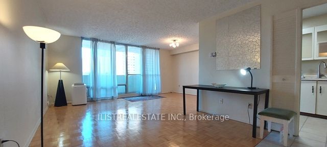 5 Massey Sq, unit 407 for rent