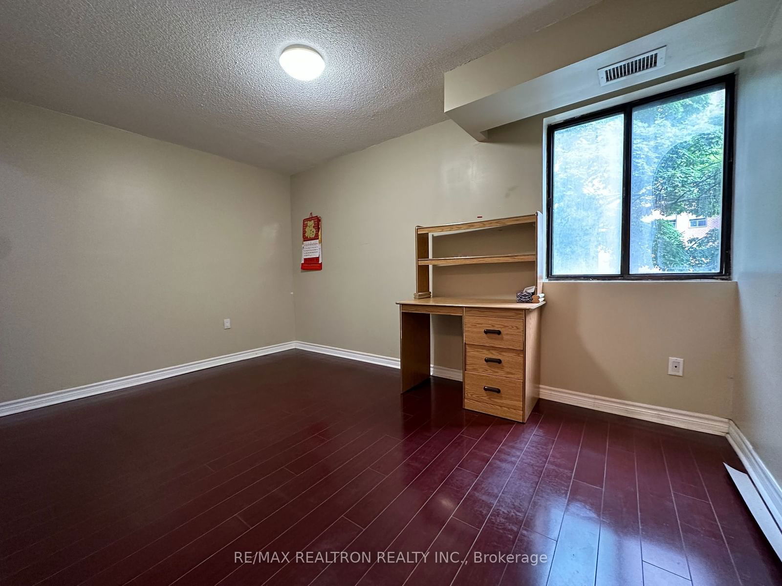 1200 Bridletowne Circ, unit 207 for rent - image #8