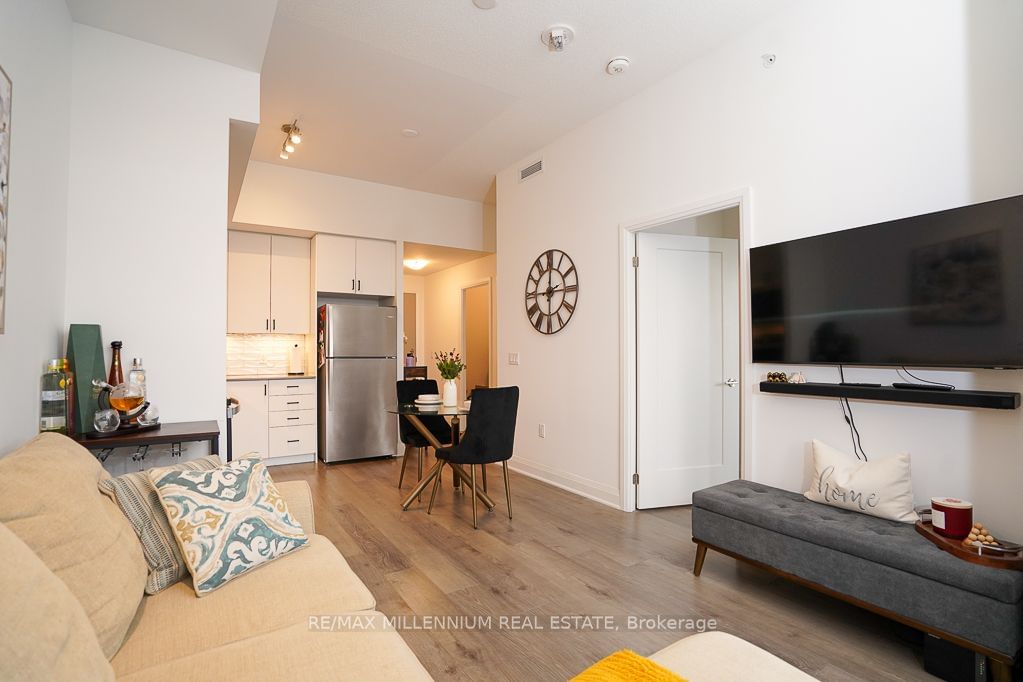 3220 Sheppard Ave E, unit 414 for sale - image #8