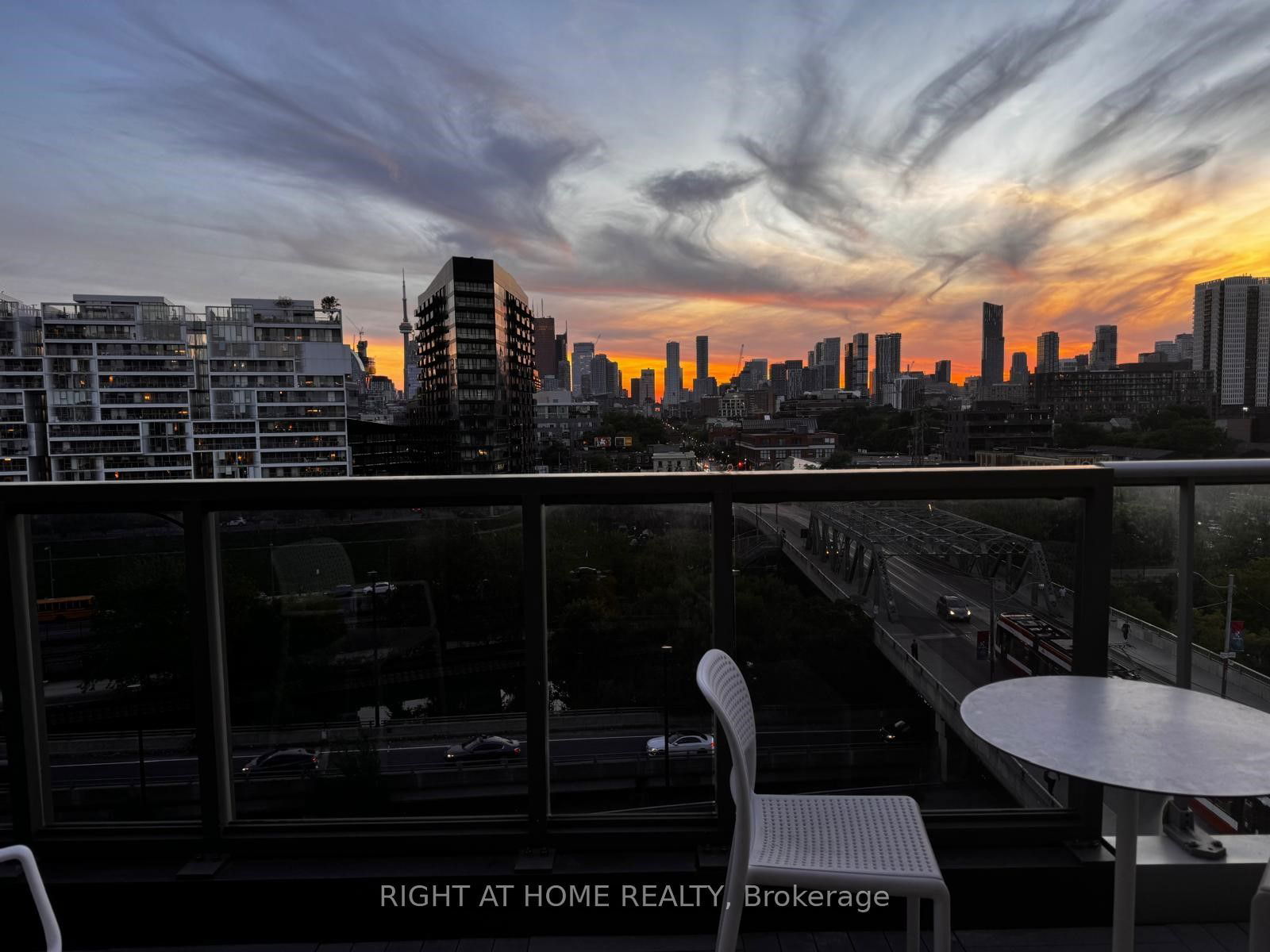 625 Queen St E, unit 607 for rent - image #26