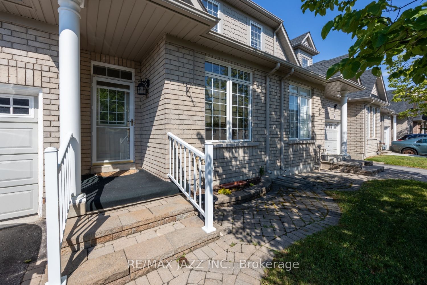 19 Niagara Dr, unit 9 for sale