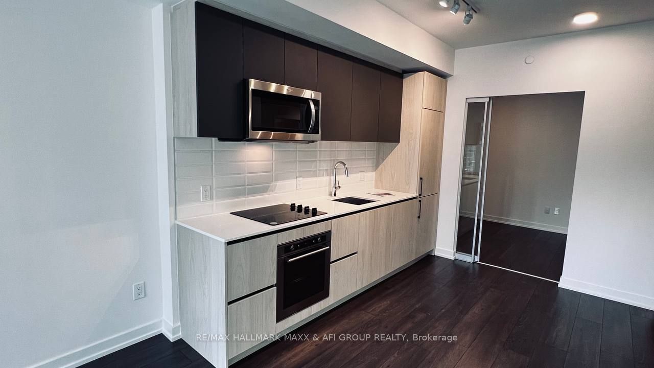 150 Logan Ave, unit 431 for sale