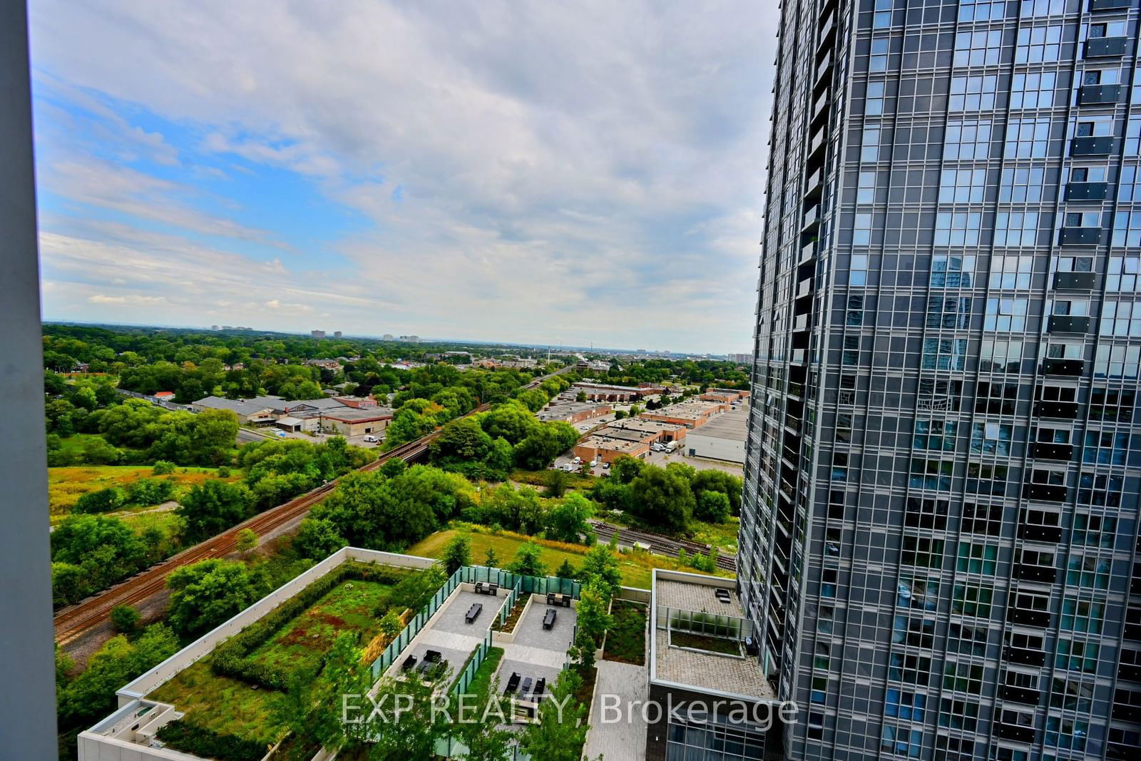 255 Village Green Sq, unit 1610 for sale