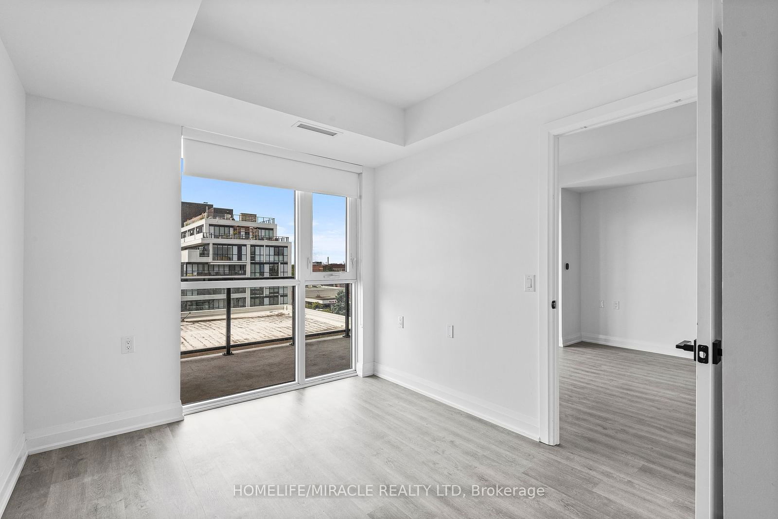 2369 Danforth Ave, unit 601 for sale