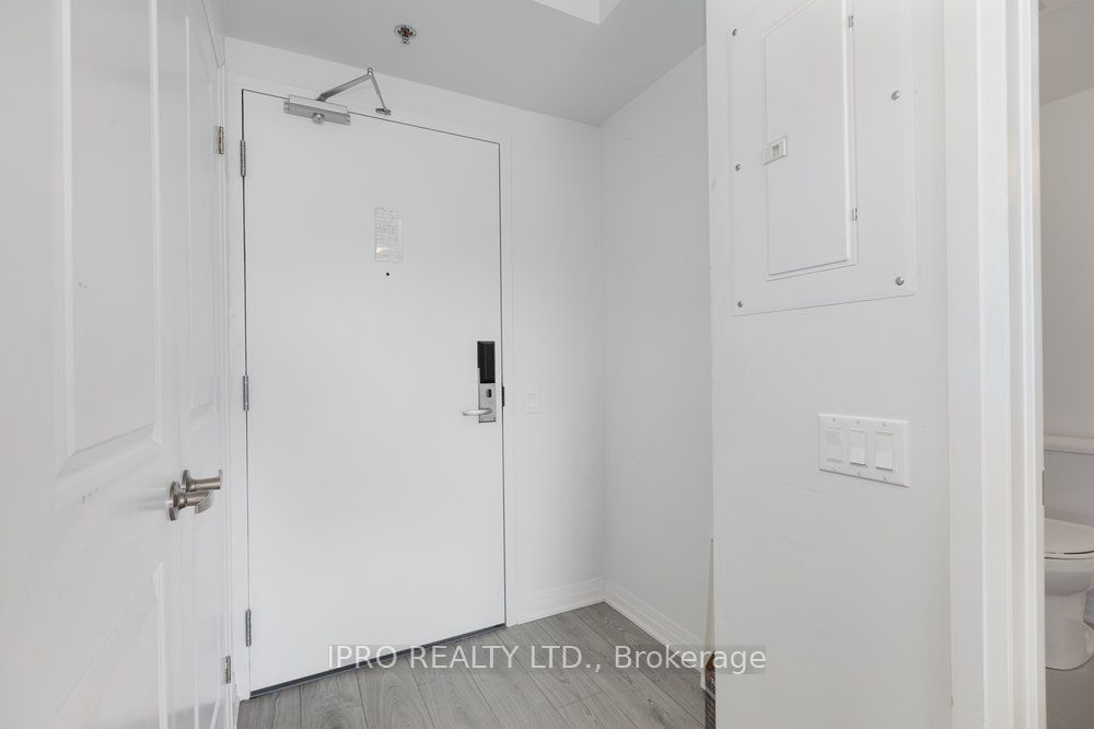 1900 Simcoe St N, unit 417 for sale - image #3