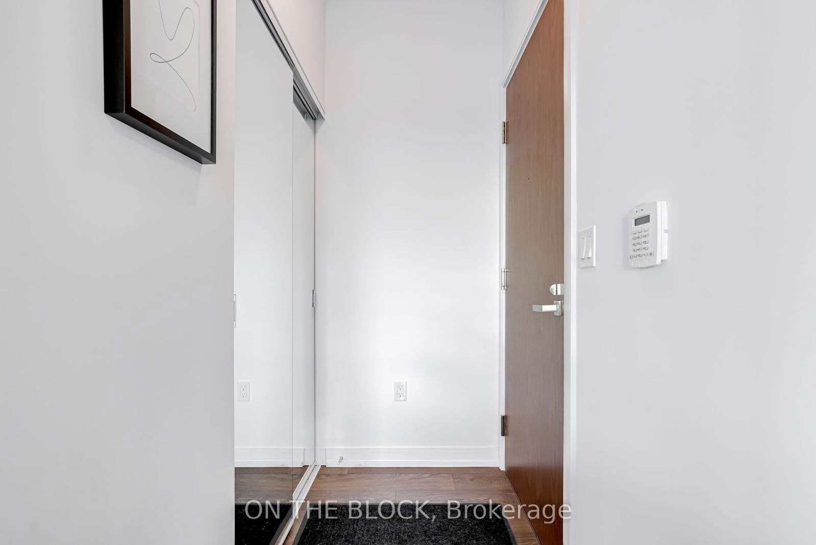 275 Village Green Sq, unit 2922 for sale - image #2