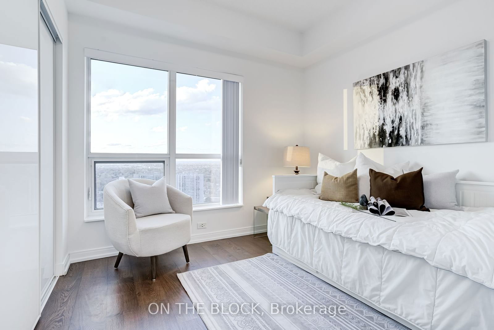 275 Village Green Sq, unit 2922 for sale