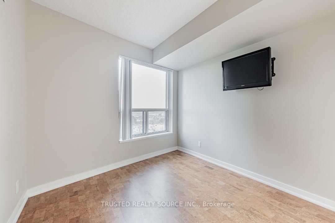 38 Lee Centre Dr, unit 906 for rent - image #16