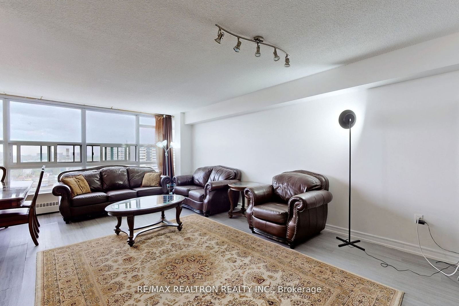 3380 Eglinton Ave E, unit 1411 for sale - image #12