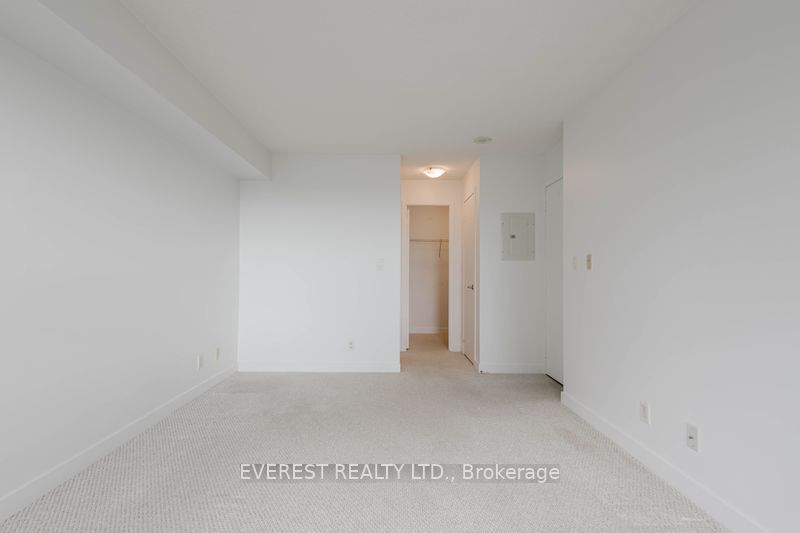 36 Lee Centre Dr, unit 1609 for sale - image #20