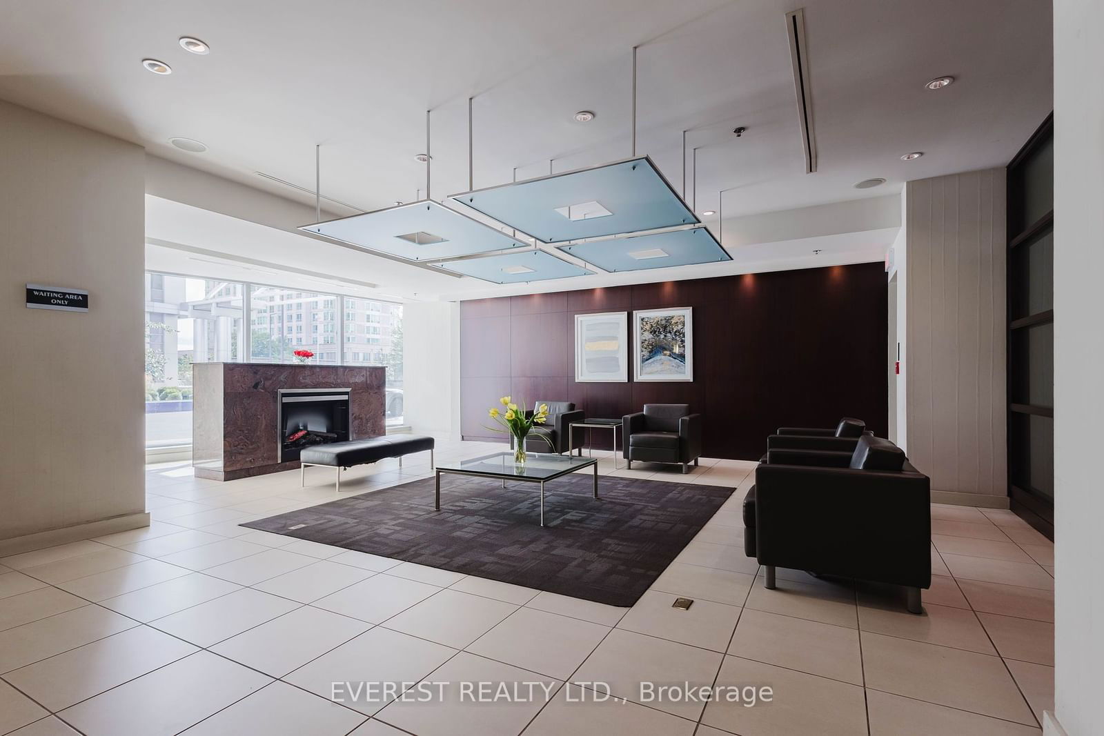 36 Lee Centre Dr, unit 1609 for sale