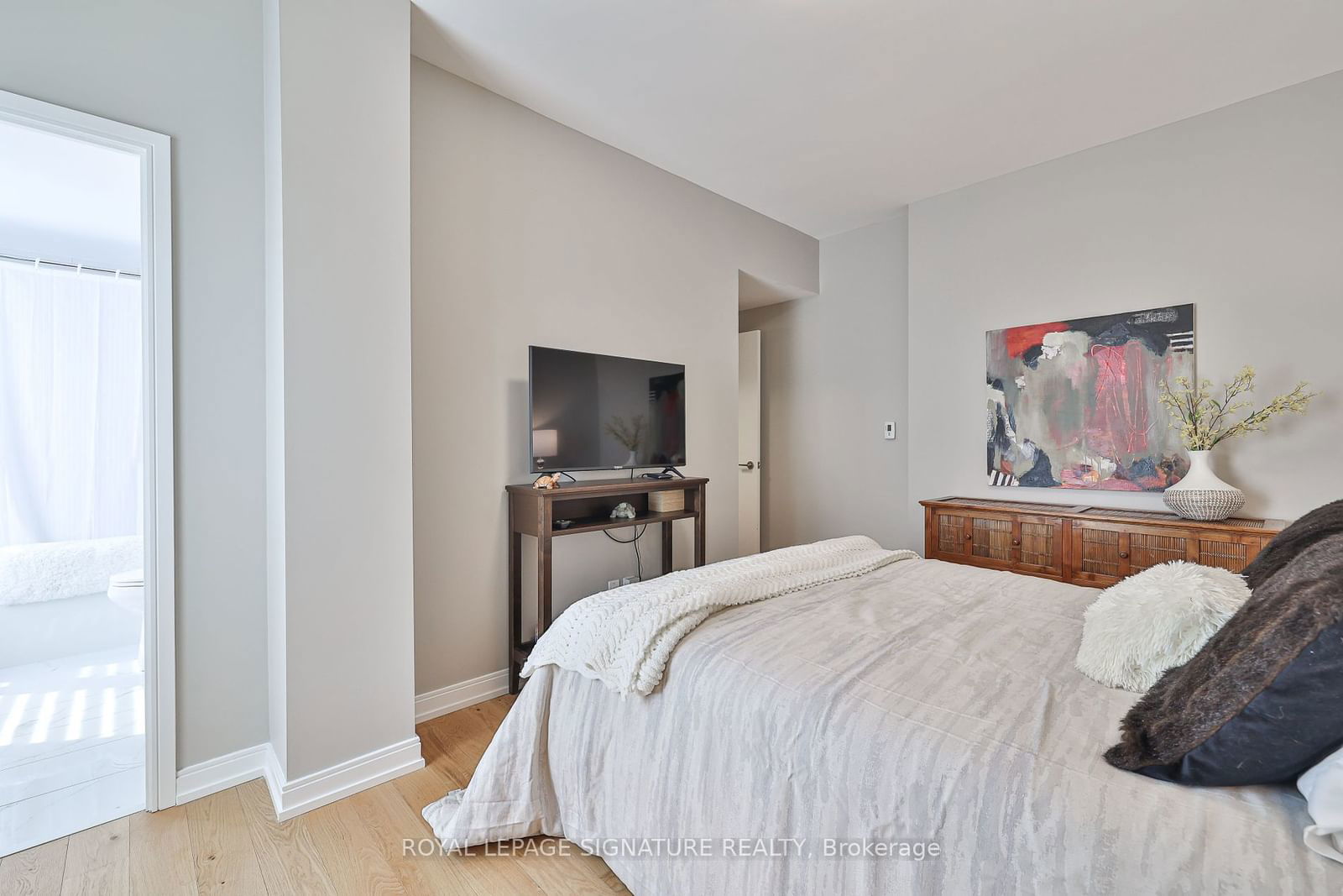 1100 Kingston Rd, unit 216 for sale - image #15