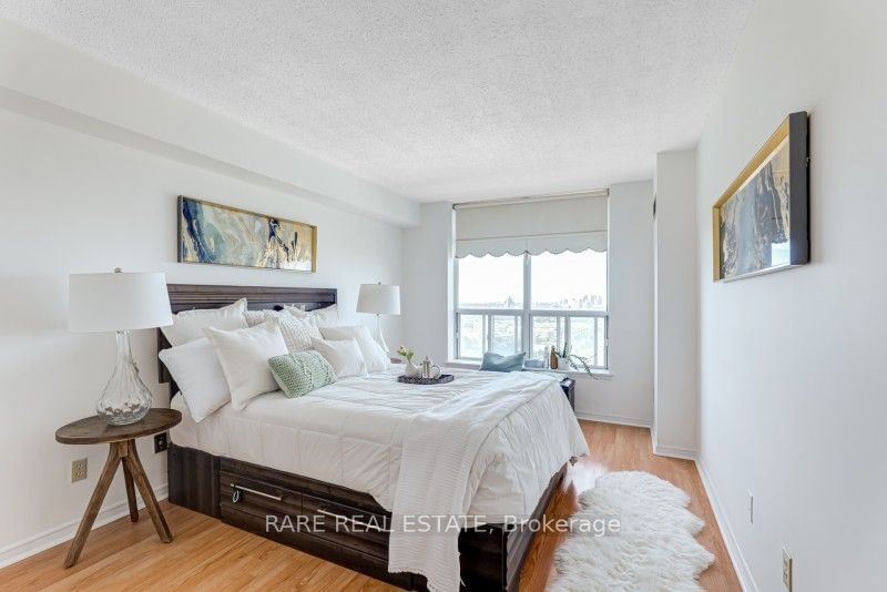 400 Mclevin Ave, unit 1912 for sale - image #11