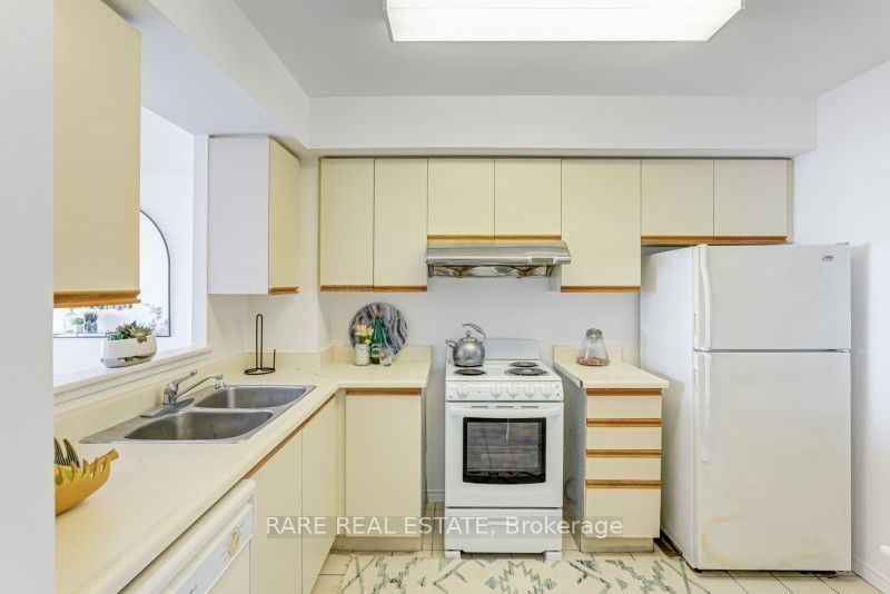 400 Mclevin Ave, unit 1912 for sale - image #7