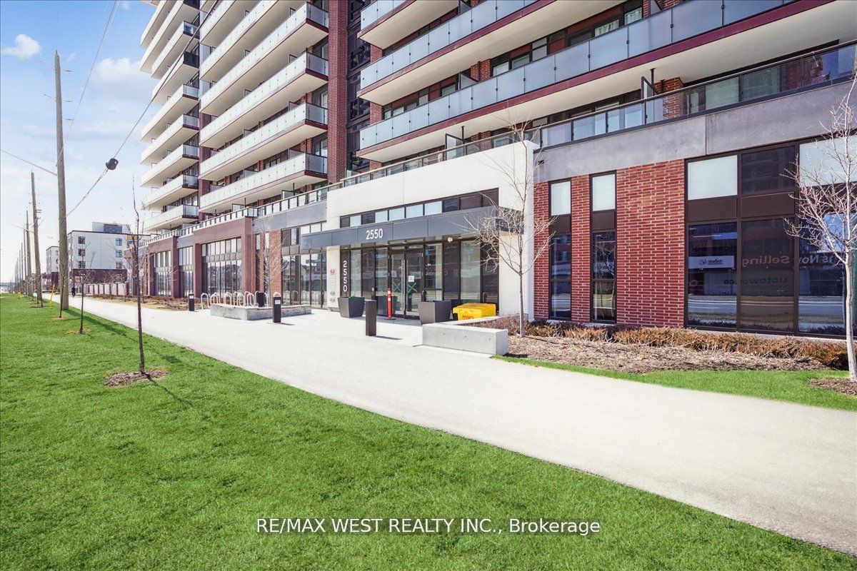 2550 Simcoe St N, unit 506 for sale - image #1