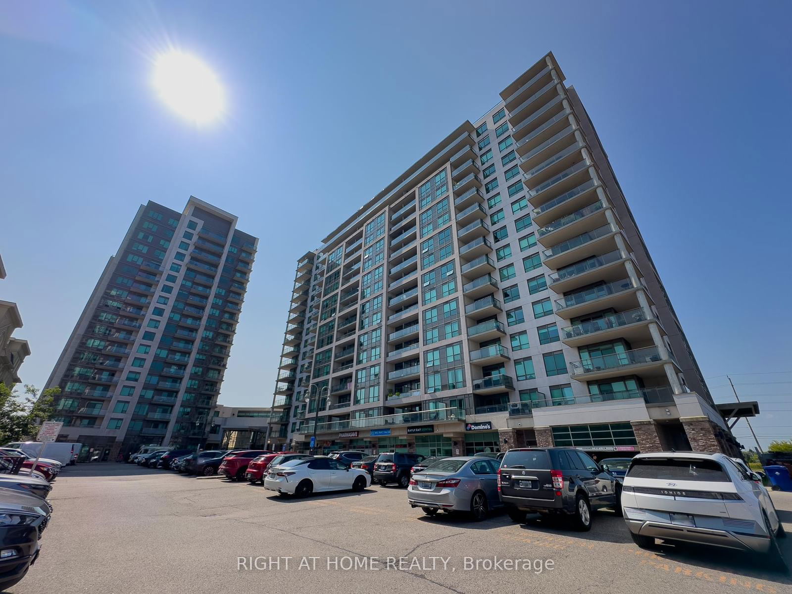 1235 Bayly St, unit 1413 for rent - image #1