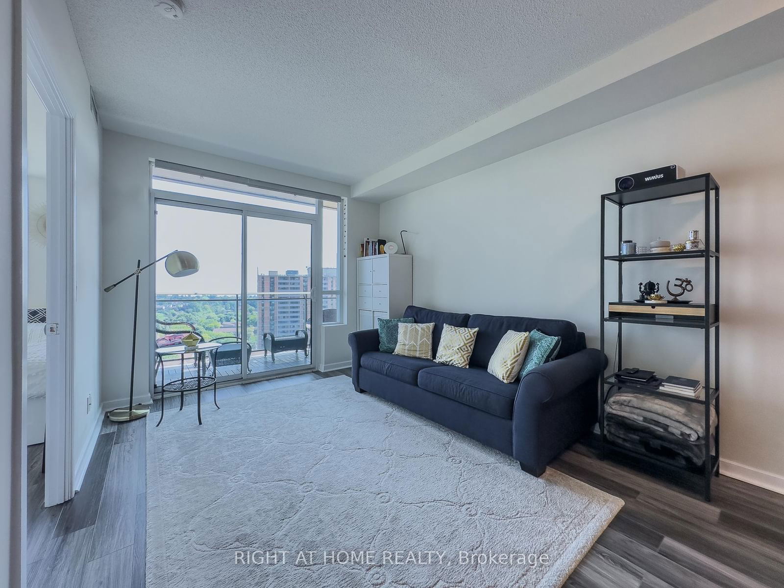 1235 Bayly St, unit 1413 for rent - image #10