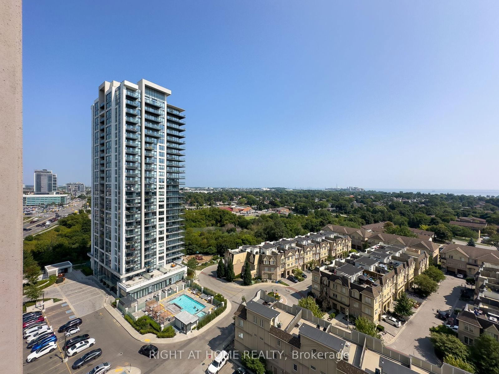 1235 Bayly St, unit 1413 for rent - image #25