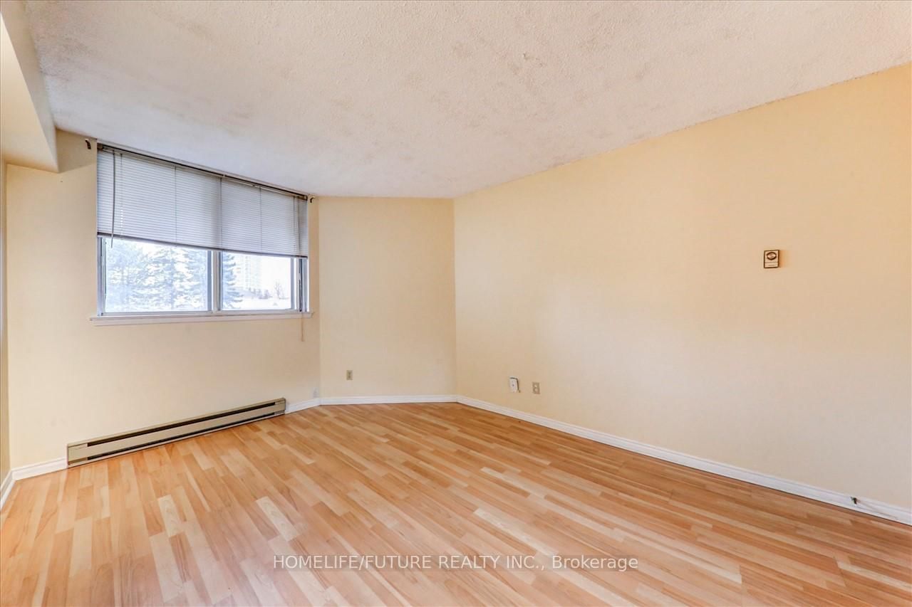 160 Alton Tower Circ, unit 313 for rent - image #18