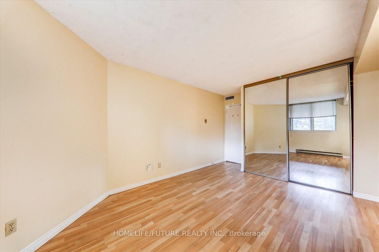 160 Alton Tower Circ, unit 313 for rent - image #19