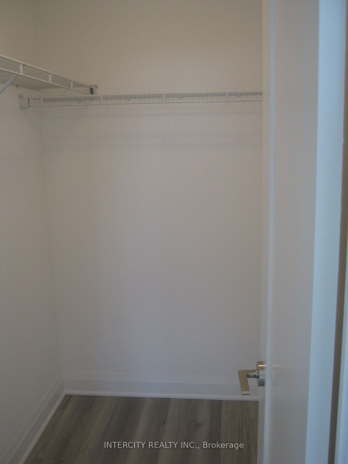 3220 Sheppard Ave E, unit 410 for rent - image #10