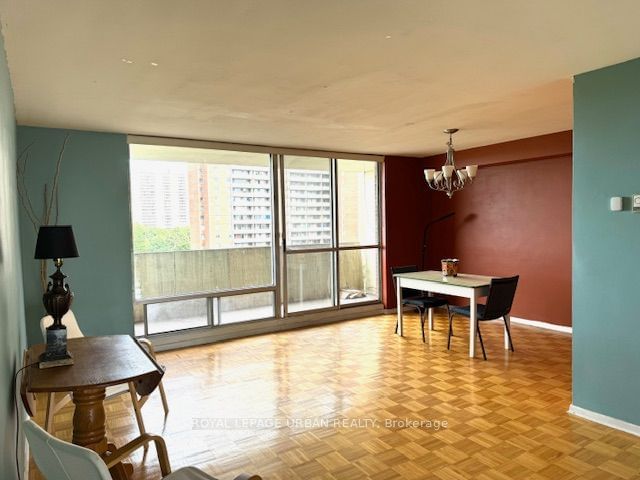 5 Massey Sq, unit 707 for sale - image #7