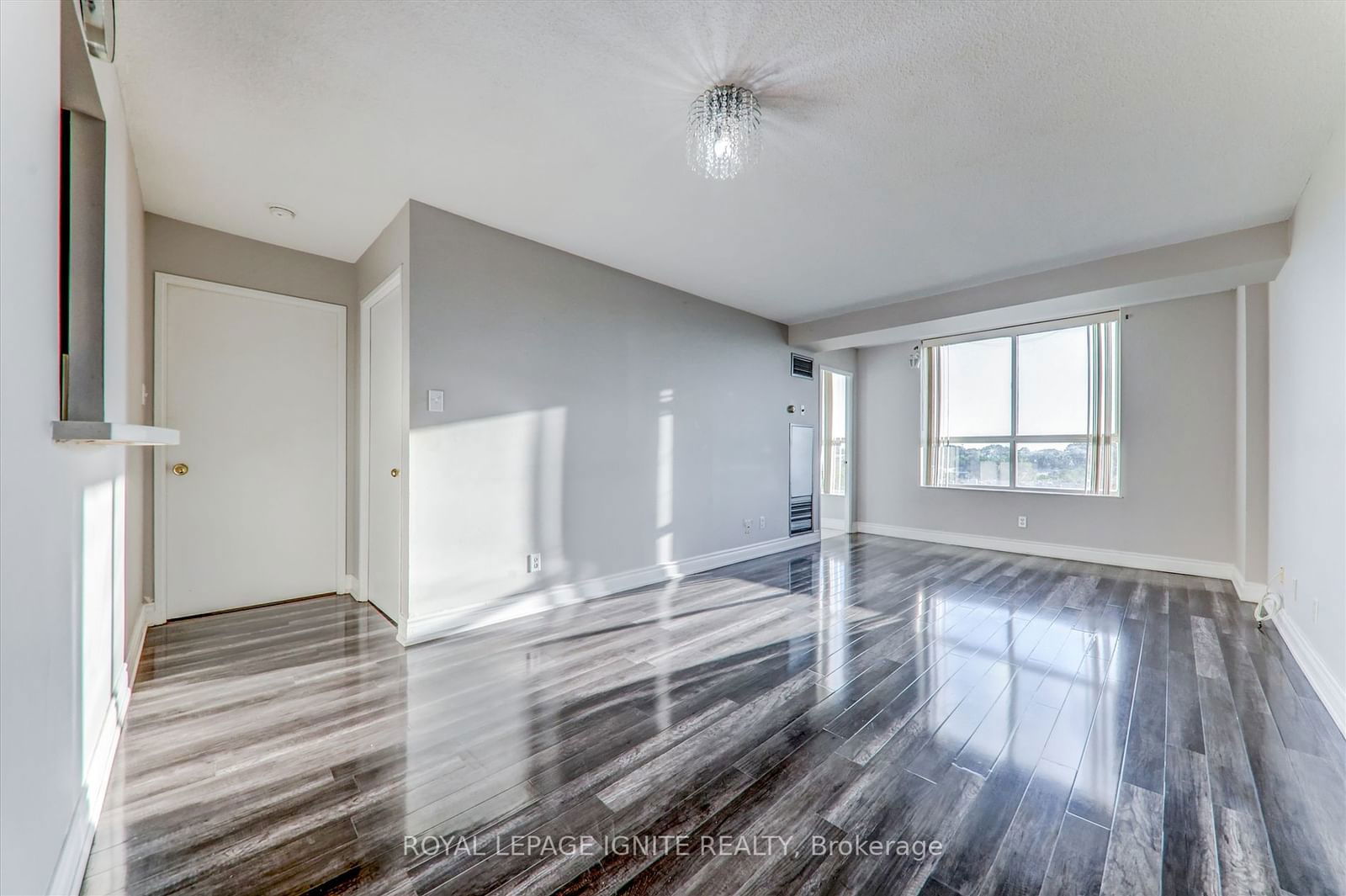 330 Mccowan Rd, unit 515 for rent - image #11