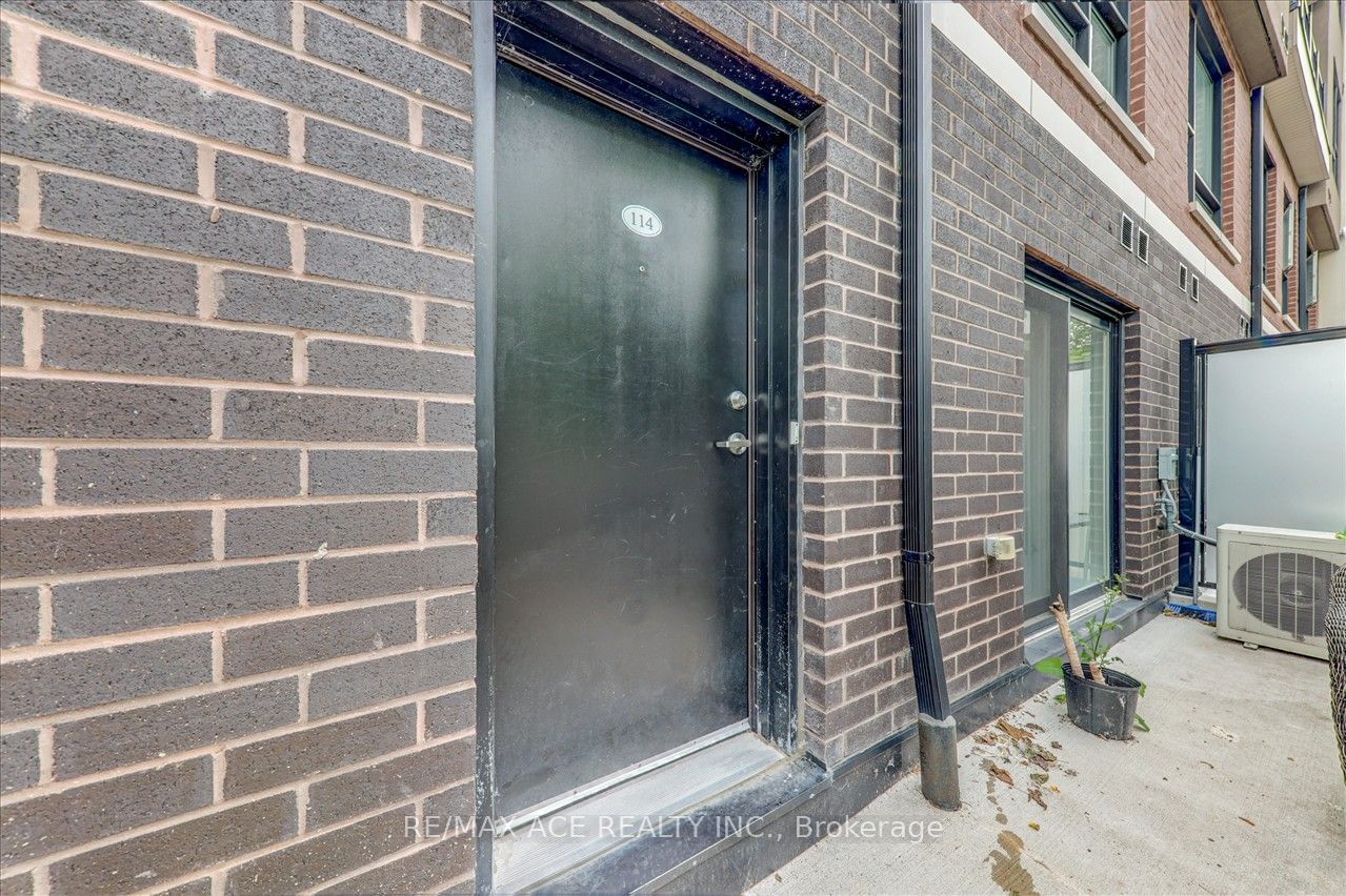 510 Kingbird Grve, unit 114 for sale - image #8