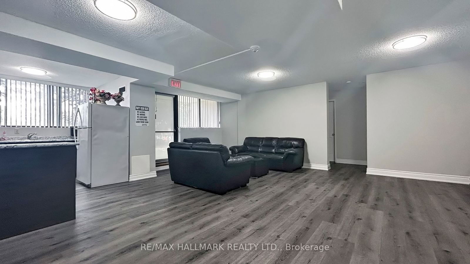 10 Tapscott Rd, unit 510 for sale - image #31