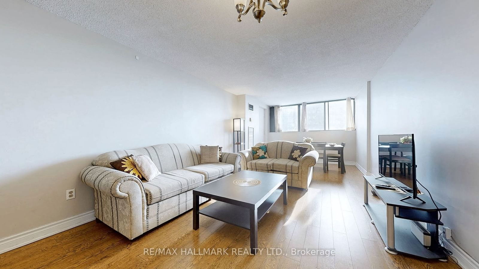 10 Tapscott Rd, unit 510 for sale - image #7