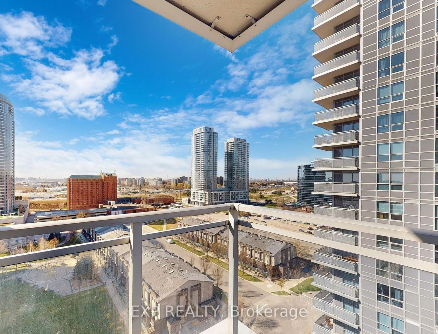 255 Village Green Sq, unit 1403 for rent - image #14