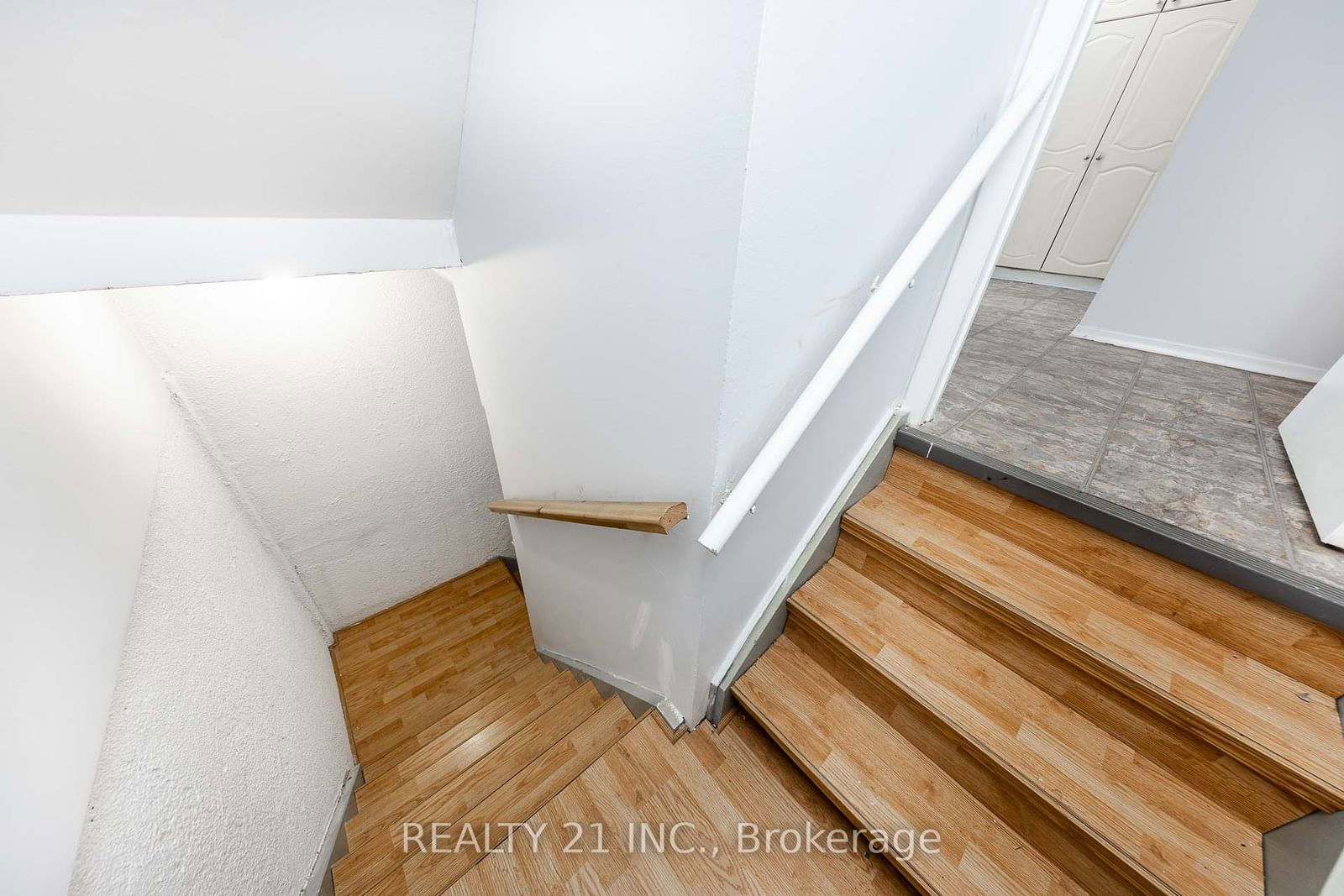 70 Cass Ave, unit 124 for sale - image #11