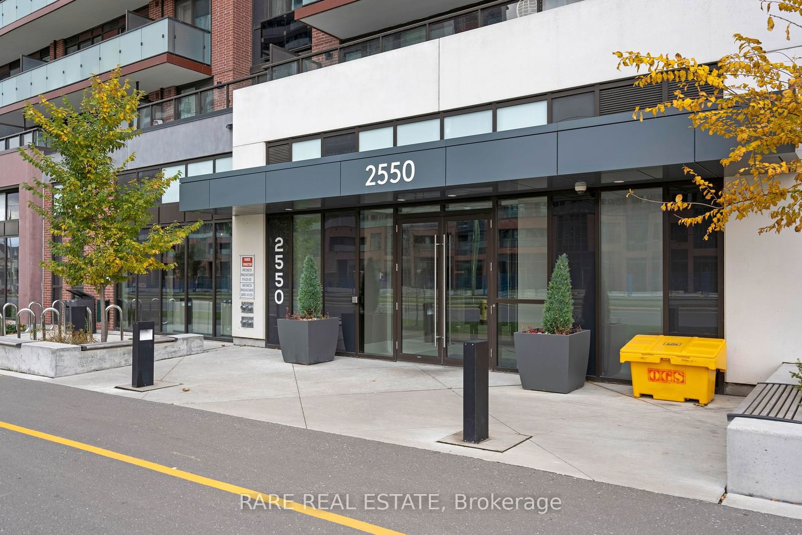 2550 Simcoe St, unit PH15 for sale