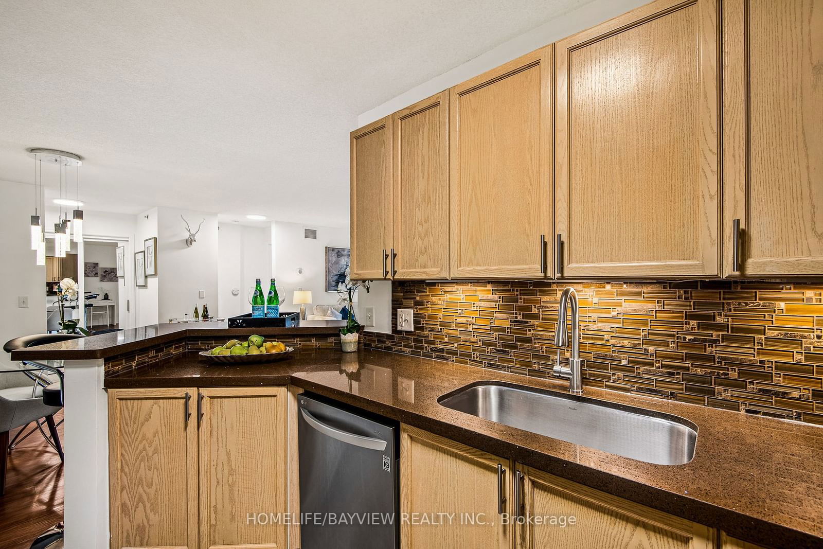 684 Warden Ave, unit 416 for sale - image #7