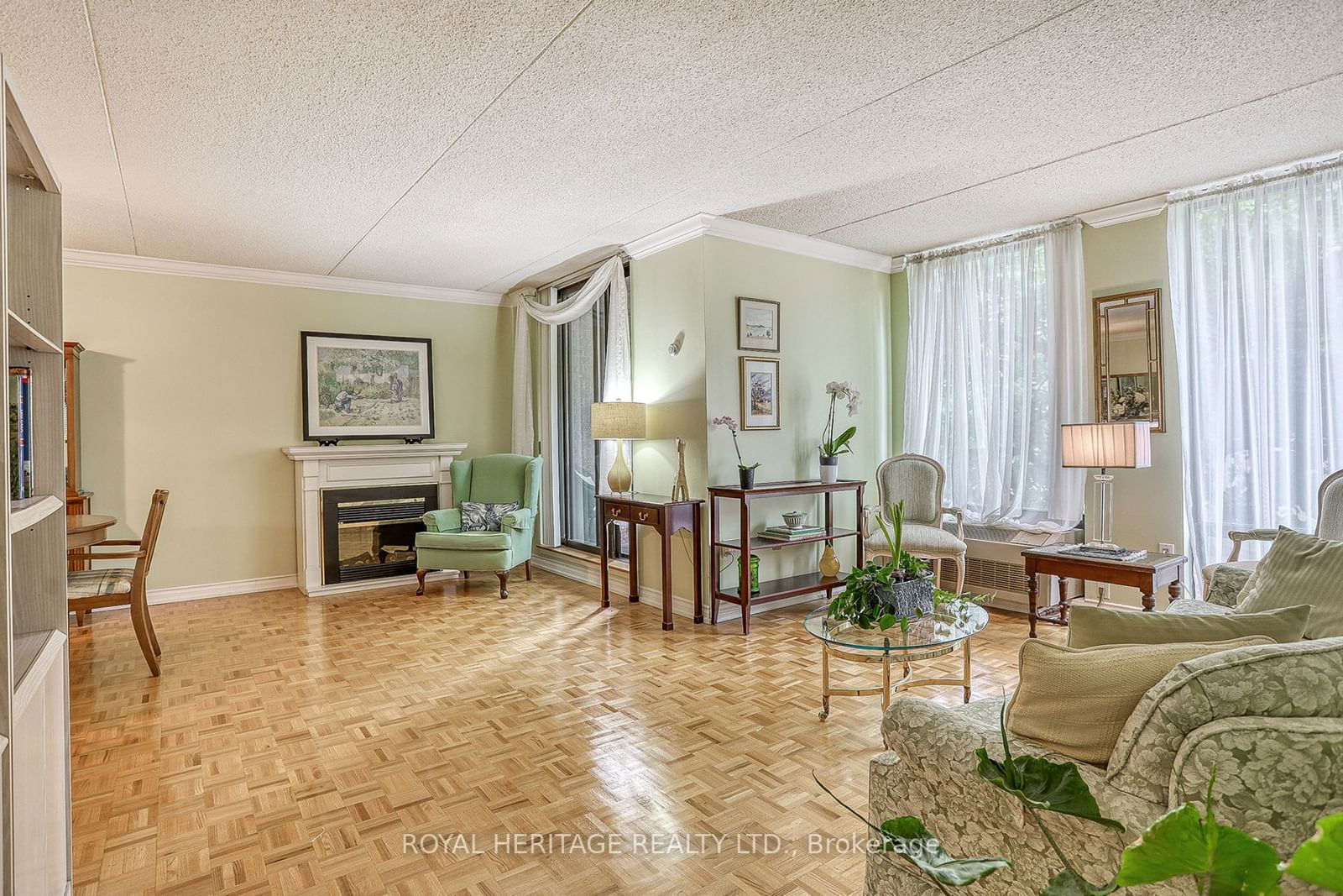 1525 Diefenbaker Crt, unit 215 for sale - image #17