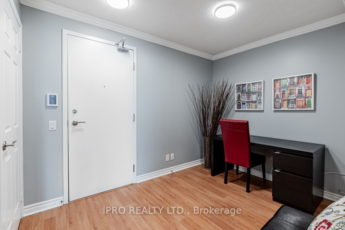 18 Mondeo Dr, unit 1224 for sale - image #3