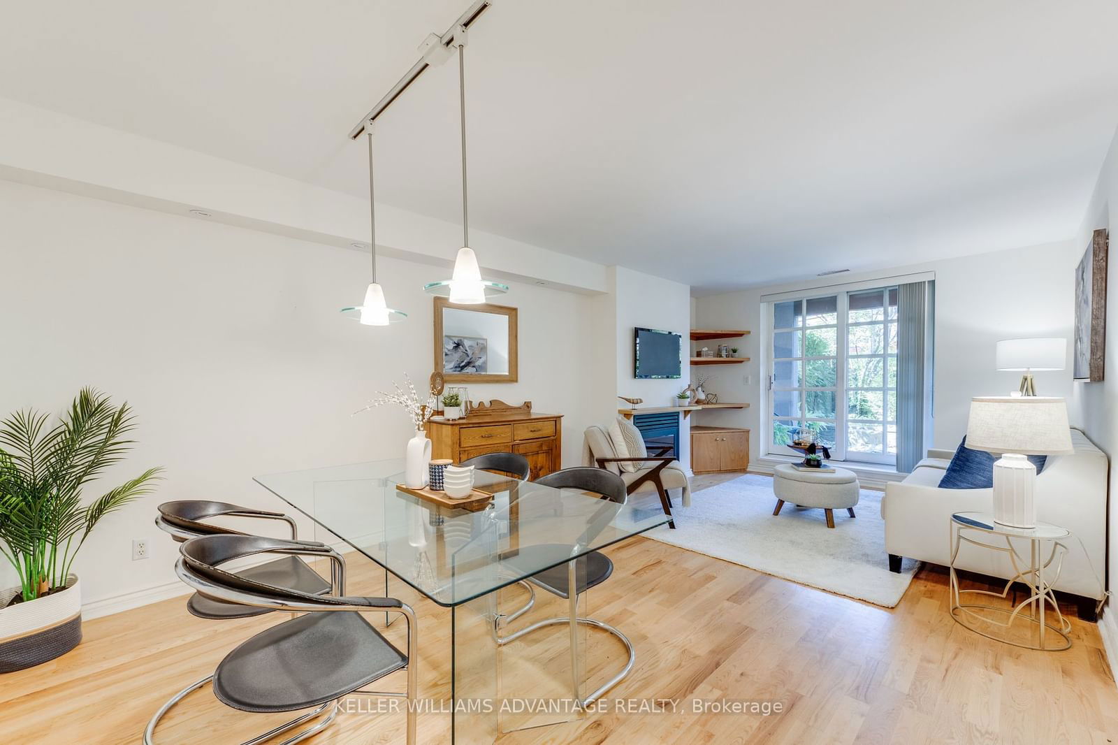 2371 Queen St E, unit 102 for sale - image #18