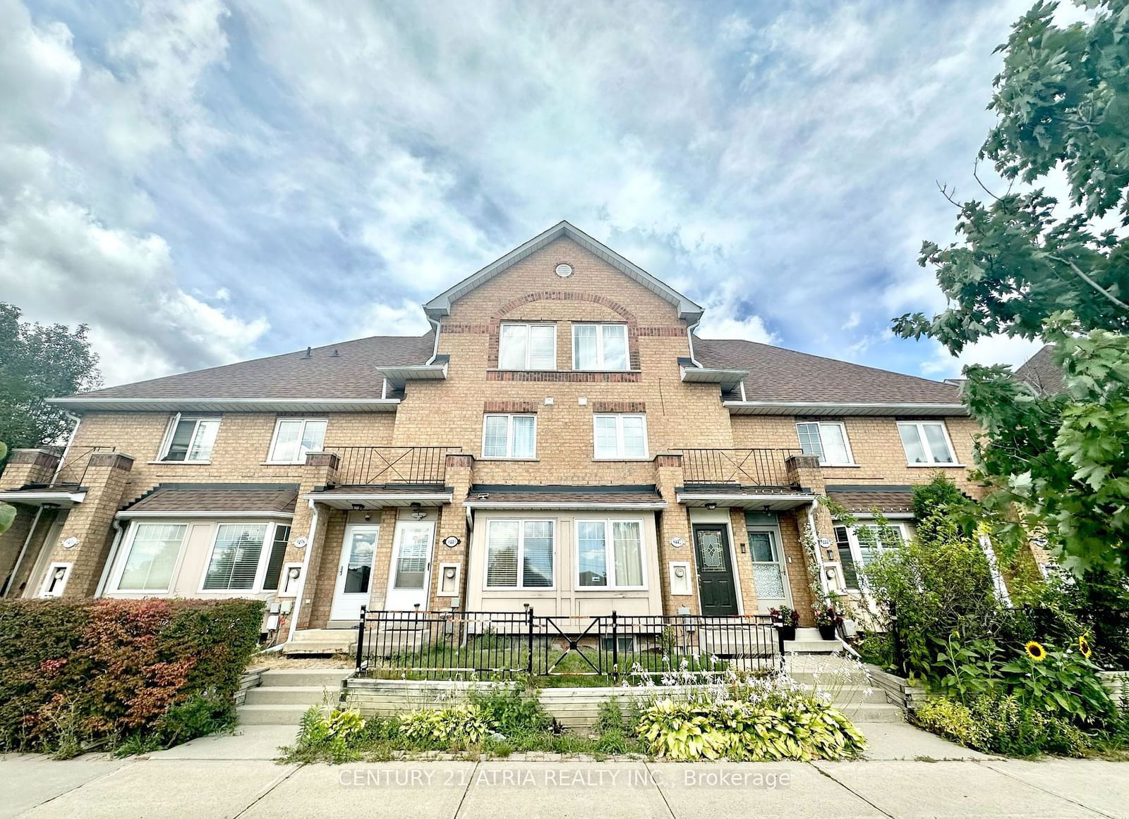 9438 Sheppard Ave E for sale  - image #1