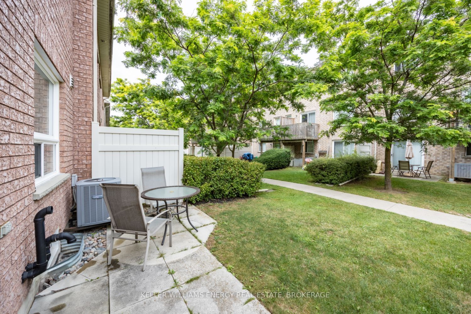 1087 Ormond Dr, unit 31 for sale - image #35