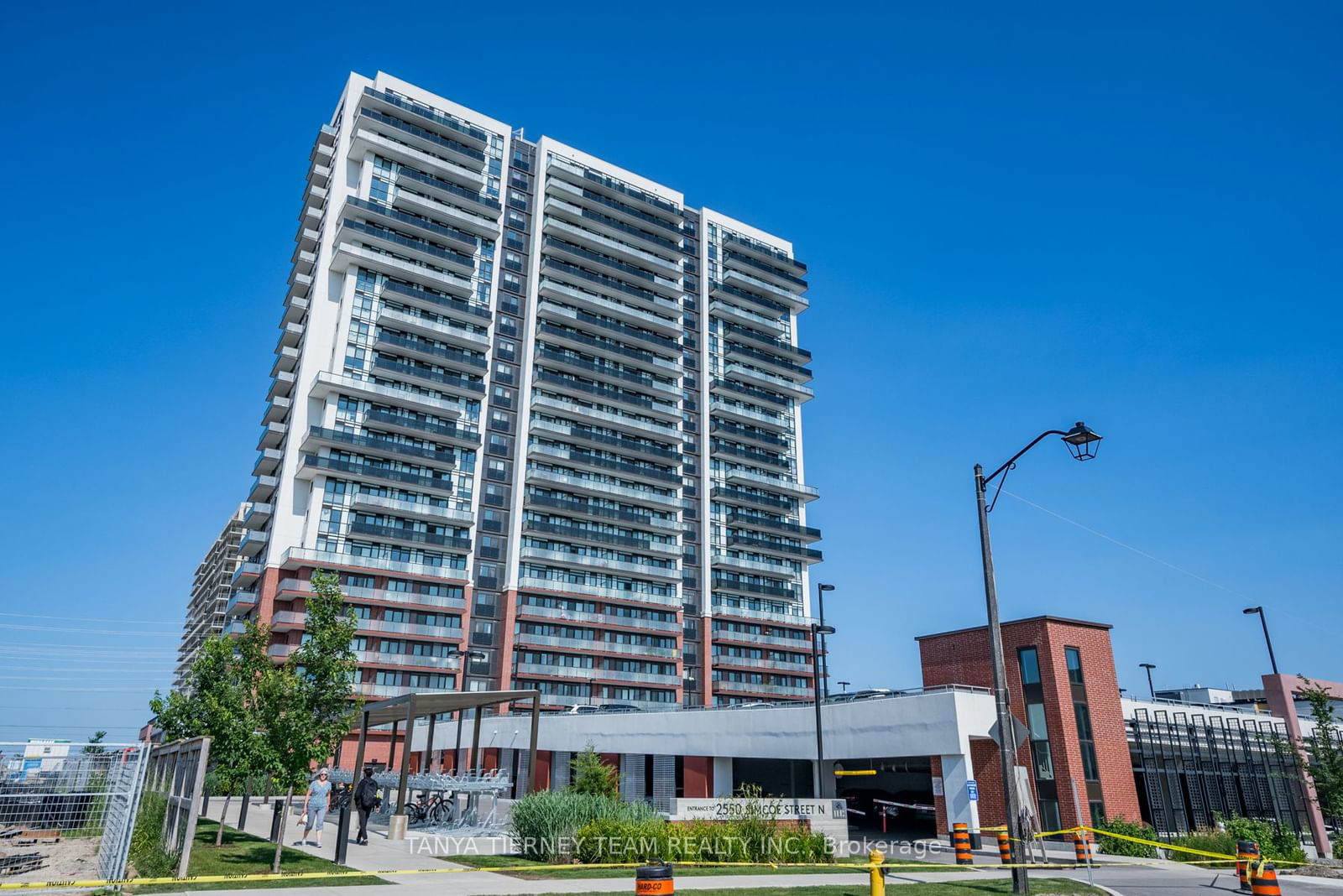 2550 Simcoe St N, unit 1812 for rent - image #24