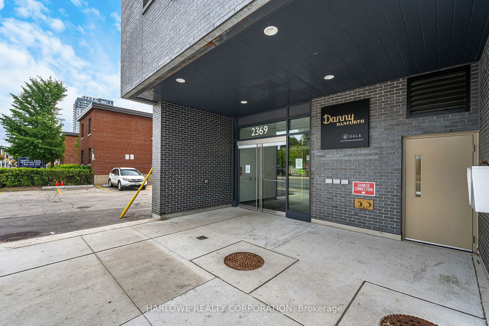 2369 Danforth Ave, unit 811 for rent - image #2