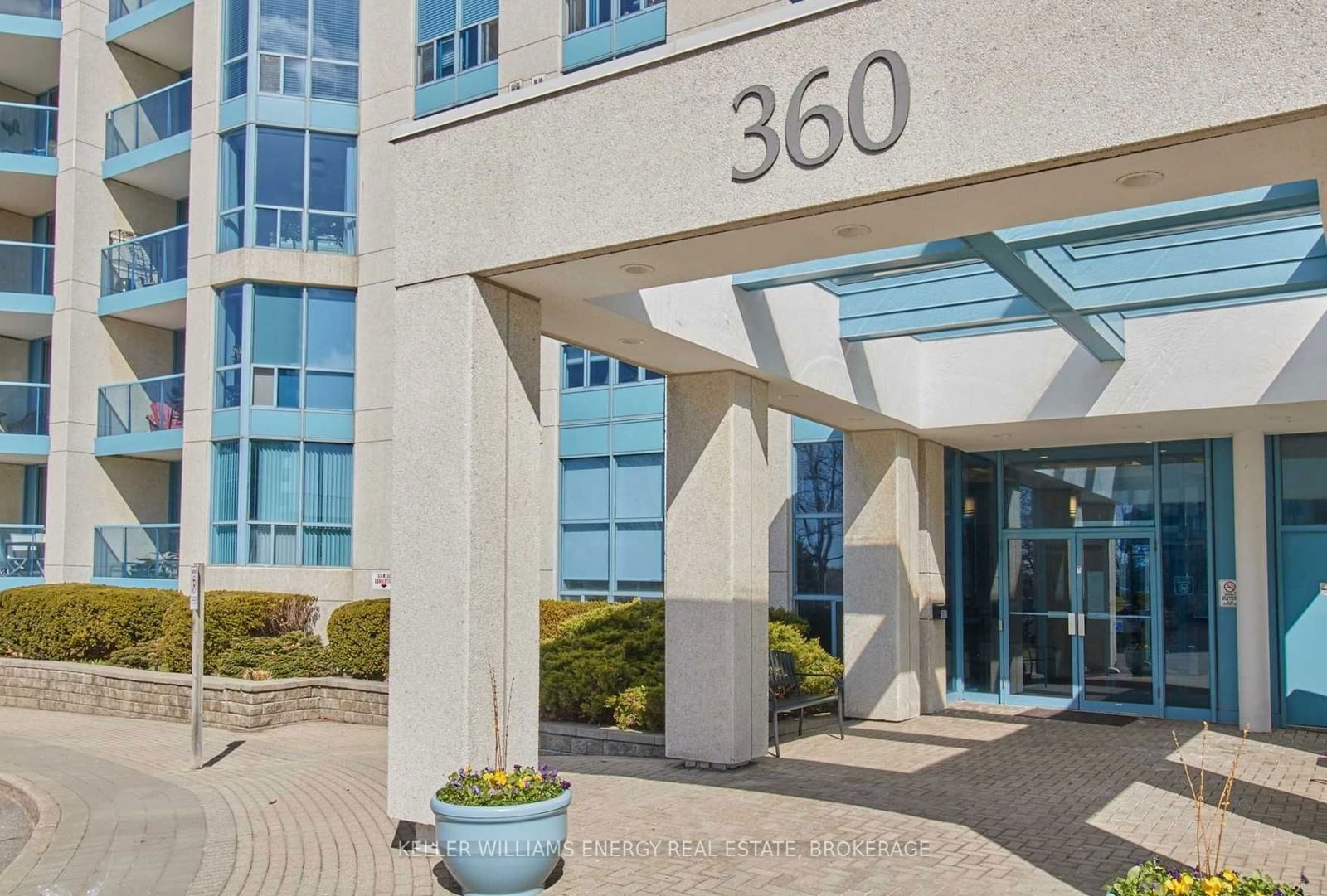 360 Watson St W, unit 508 for rent - image #2