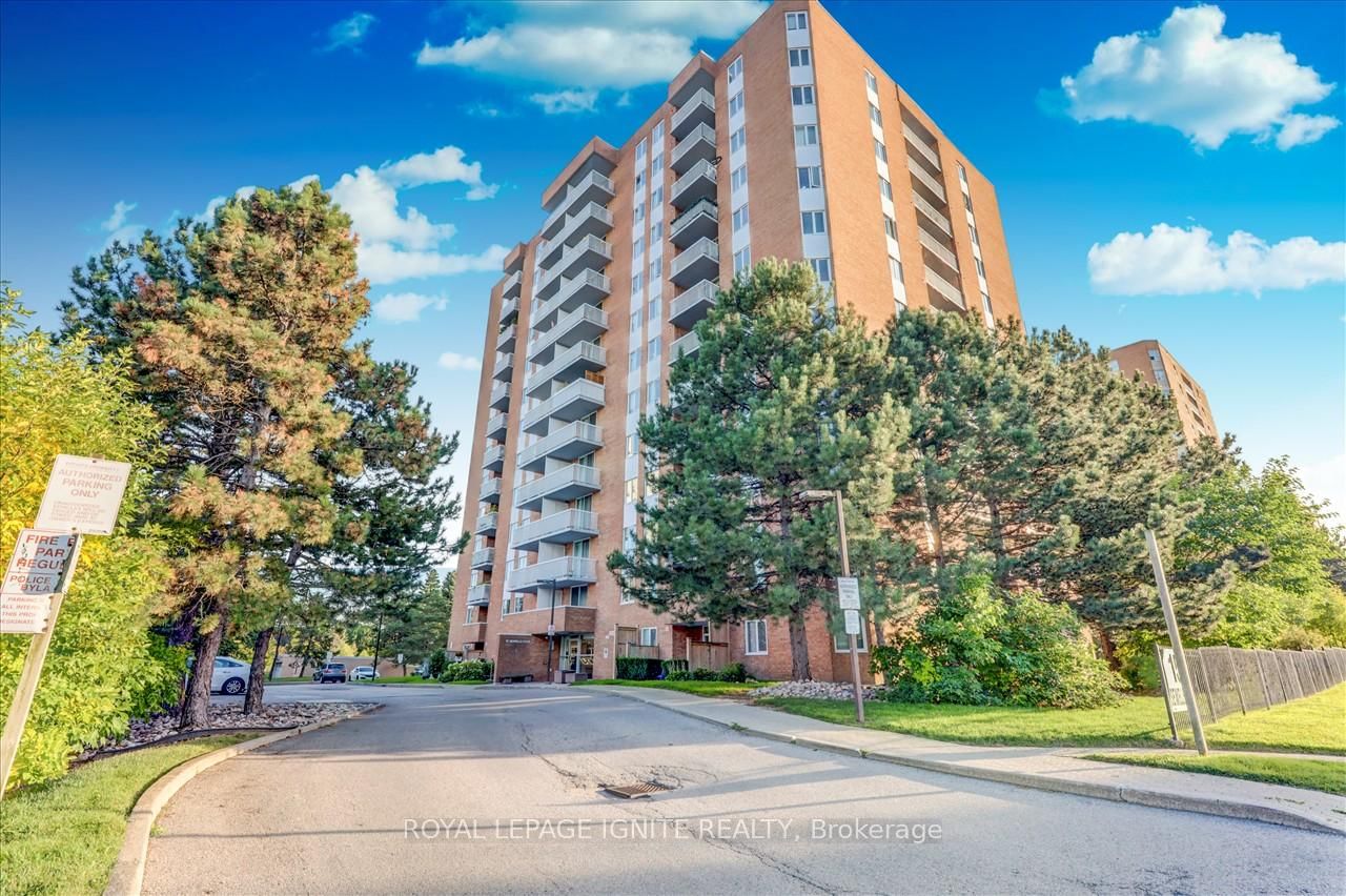 15 Sewells Condos, Scarborough, Toronto